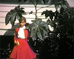 8mm_01_083 Susan castor bean - hula hoop